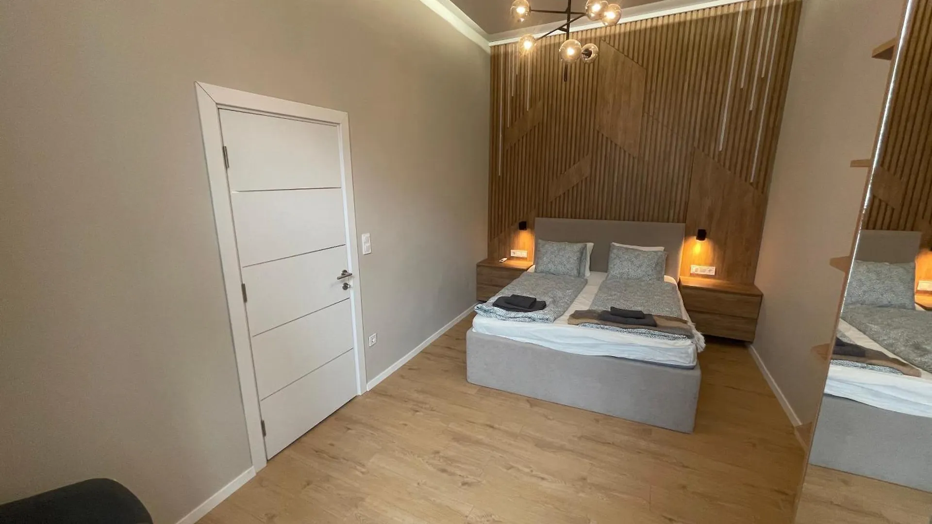 City Center 4! Modern And Cozy 3Br In City Center! Budapest Apartment