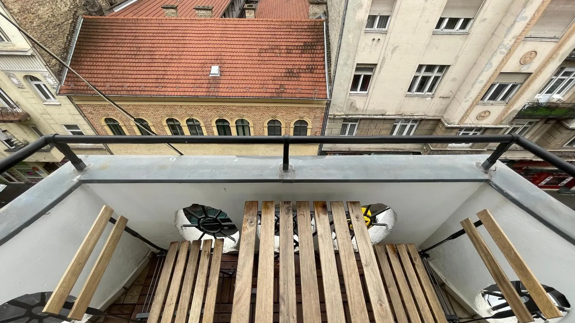 City Center 4! Modern And Cozy 3Br In City Center! Budapest Hungary