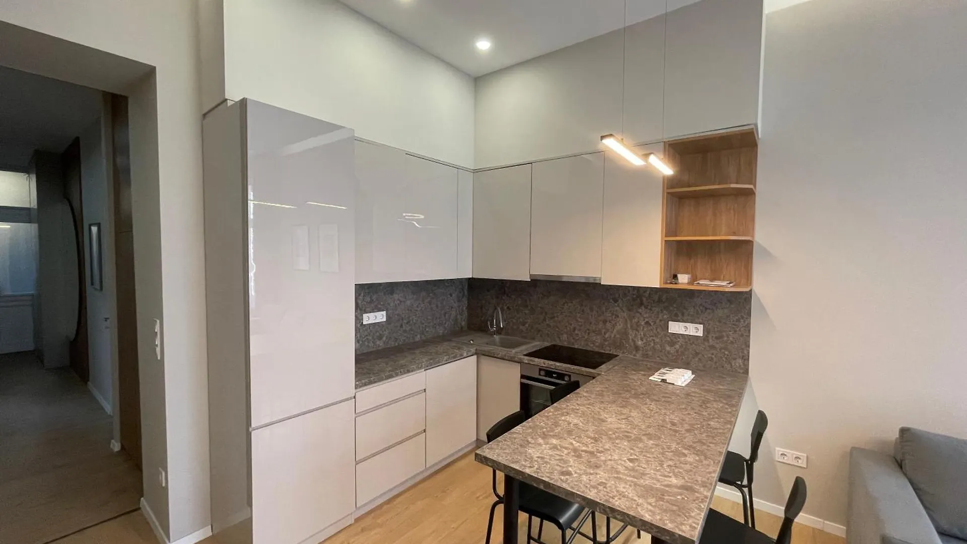 City Center 4! Modern And Cozy 3Br In City Center! Budapest Apartment